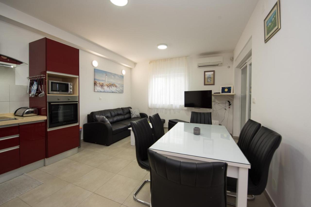 טרוגיר Apartment Miss Tina מראה חיצוני תמונה