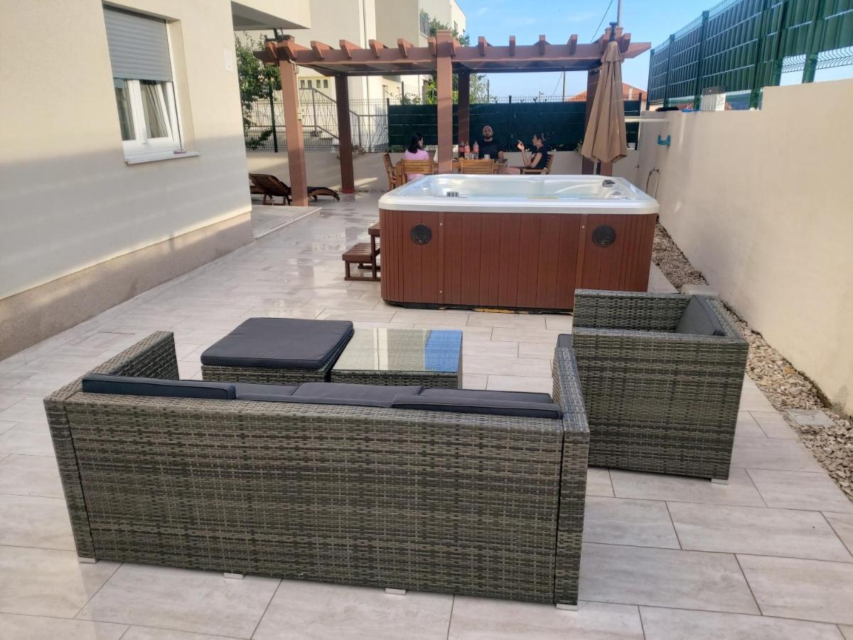 טרוגיר Apartment Miss Tina מראה חיצוני תמונה